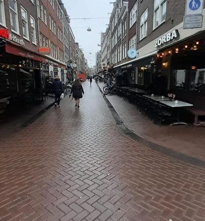 Charlotte, Not For Parties, Not A Hotel, Room With Shared Bathroom, No Kitchen Amsterdam Exteriér fotografie