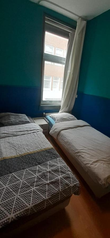 Charlotte, Not For Parties, Not A Hotel, Room With Shared Bathroom, No Kitchen Amsterdam Exteriér fotografie