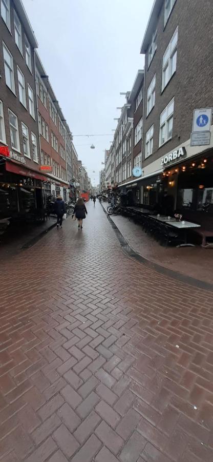 Charlotte, Not For Parties, Not A Hotel, Room With Shared Bathroom, No Kitchen Amsterdam Exteriér fotografie